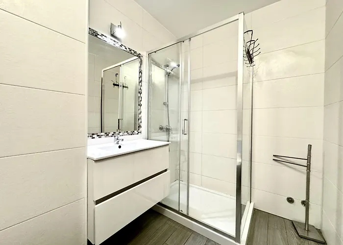 Daire Da Rocha 2 By Homing *